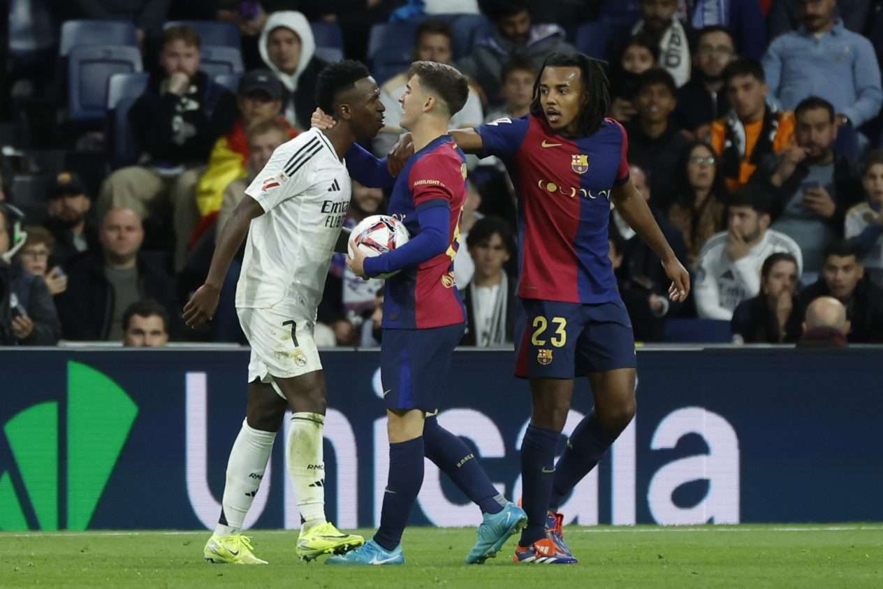 Gavi se moque terriblement de Vinicius pendant le Clasico, les images scandalisent Madrid