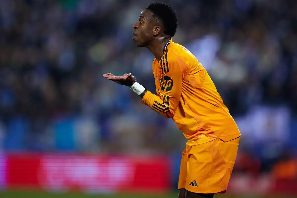  Vinicius Jr fait trembler le Real Madrid : Il refuse de prolonger après la « dispute » avec Modric !