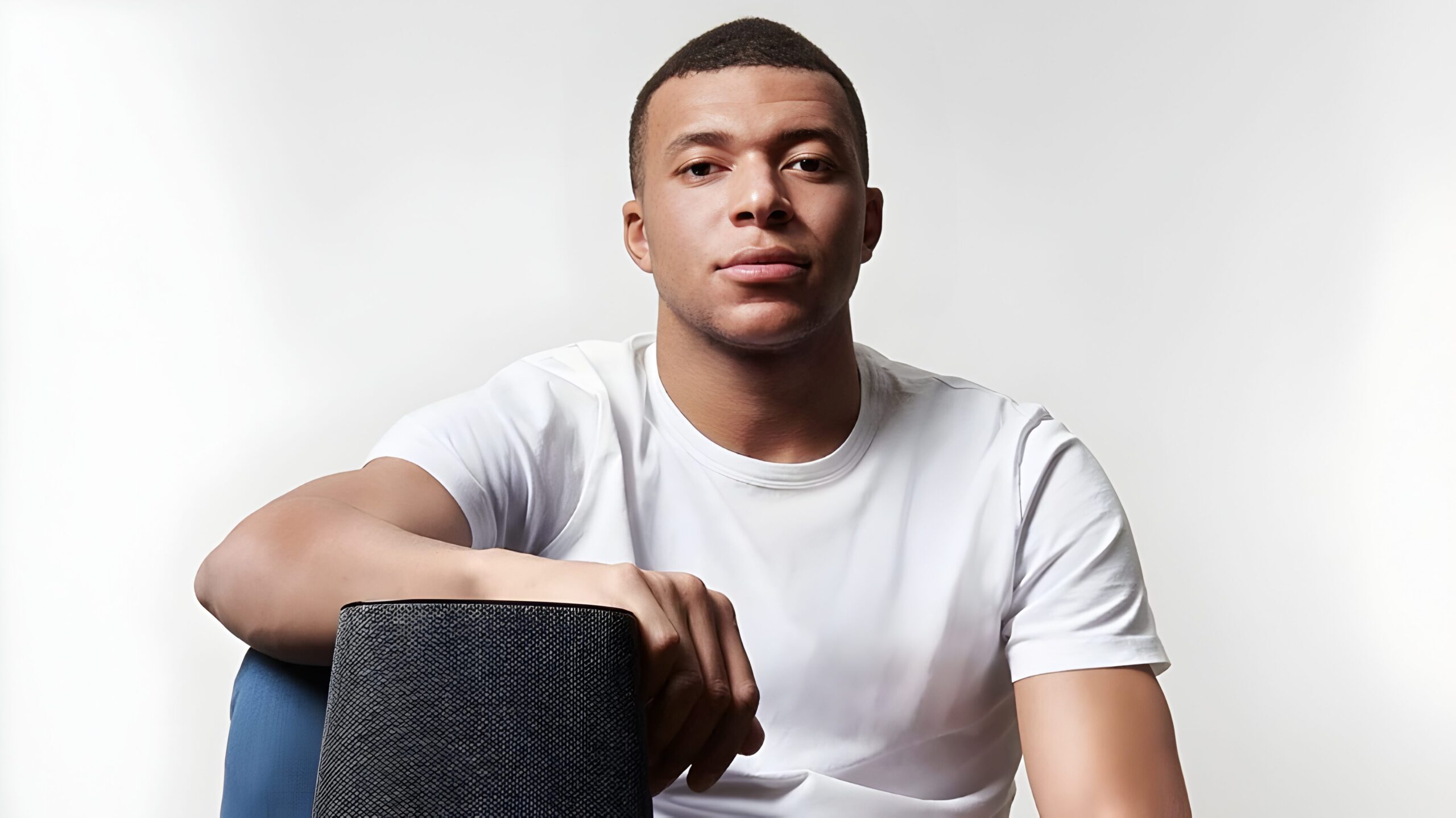 Kylian Mbappé: Vous ne devinerez jamais combien de langues il parle !