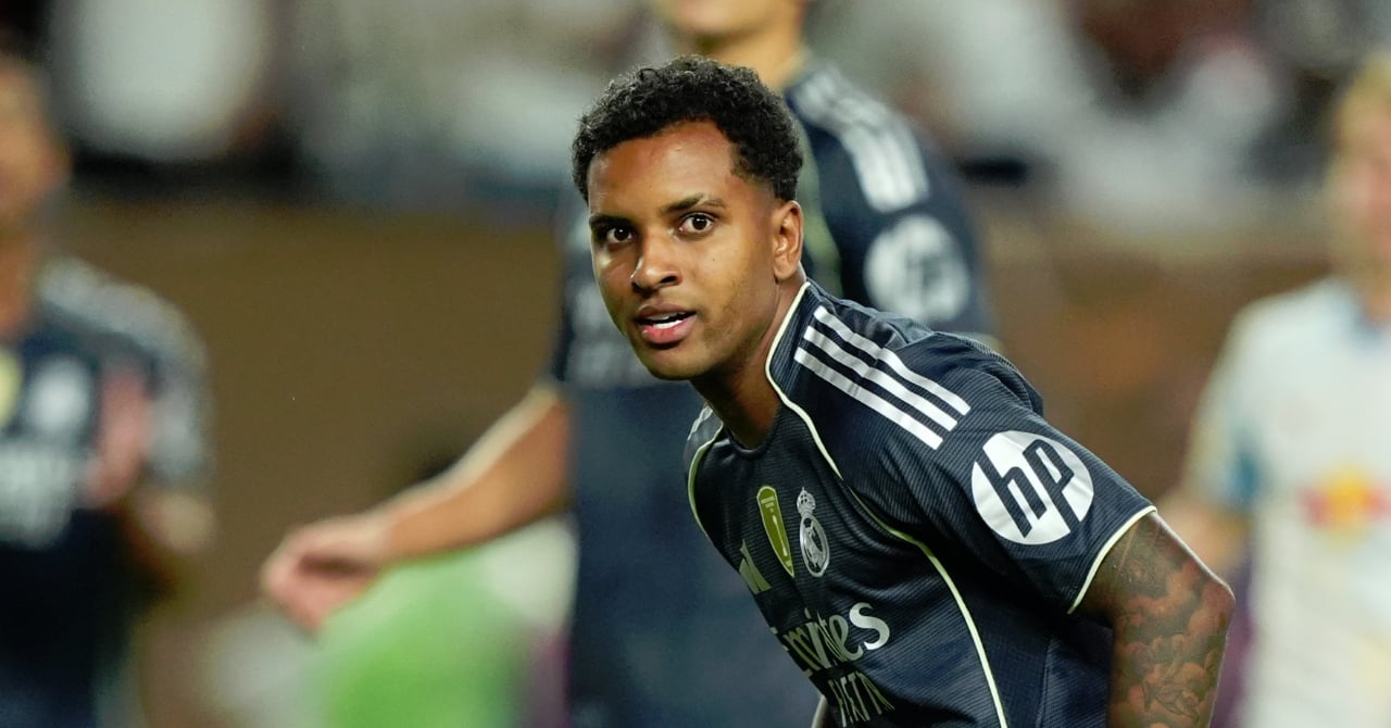 Real Madrid : Rodrygo n’écarte pas un départ