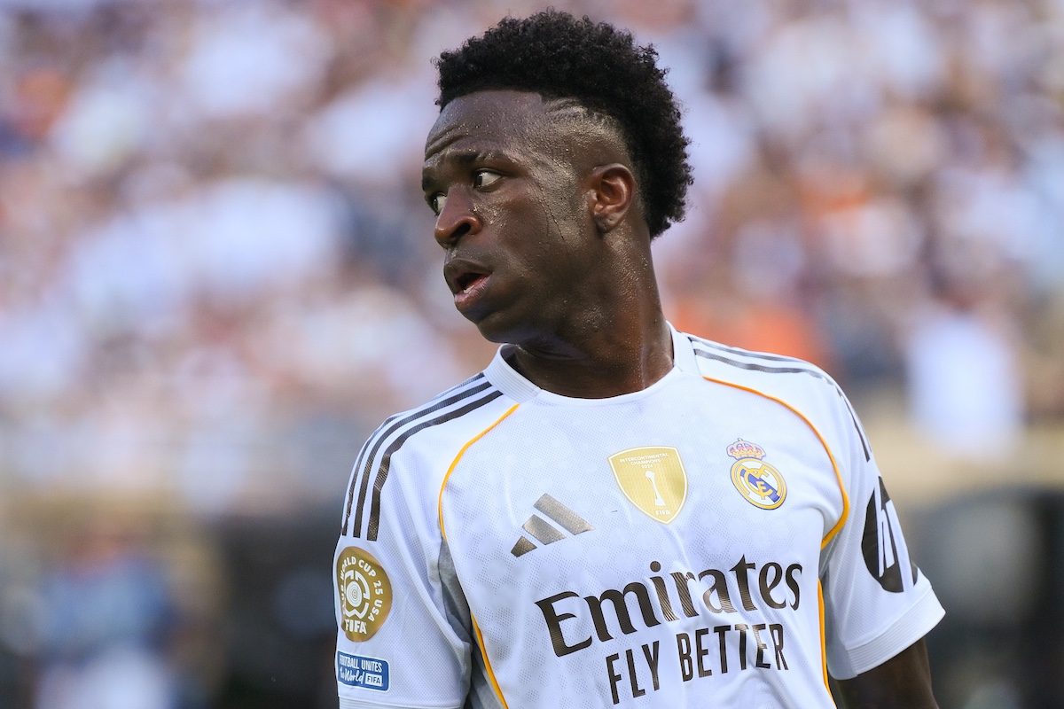 Valdano critique Vinicius : une attitude à revoir au Real Madrid