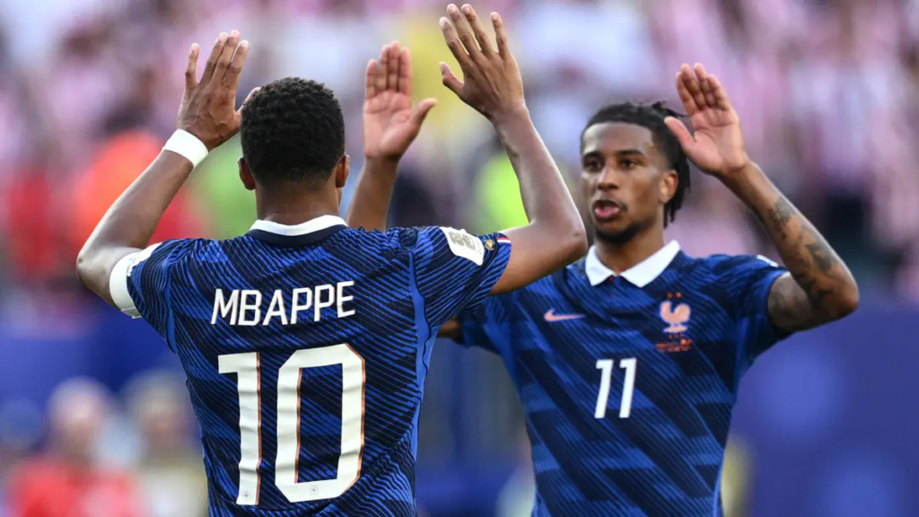 Real Madrid: Mbappé has informed Pérez that he has convinced Olise.
