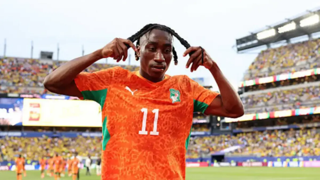 لا يستسلم باريس سان جيرمان، وينافس ريال مدريد على ضم ديوماندي.