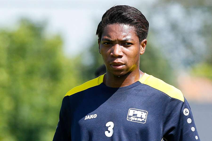 Tragédie : un footballeur international annonce qu’il ne lui reste que quelques jours à vivre